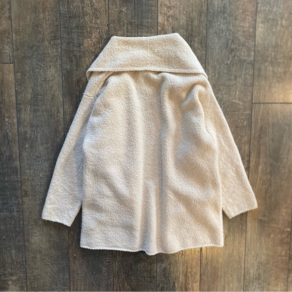 vince drape front cardigan wool blend in cream - Picture 5 of 9